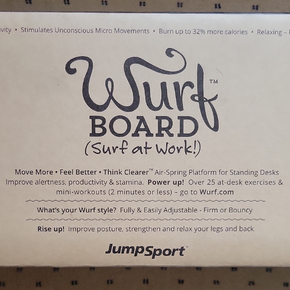 JumpSport Medium Santa Cruz Wurf Board for Standing Desks